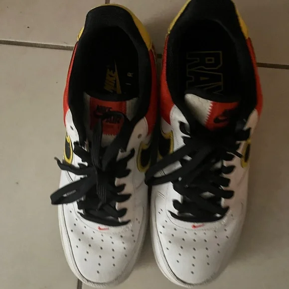 Nike Air Force 1 - Picture 2 of 3